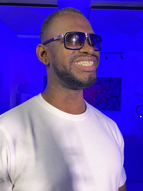 Kessy Mac Queen au Studio Light Up